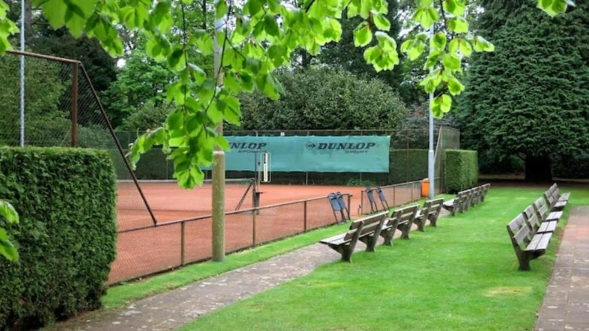 Accommodatie bij particulieren Backroom In Villa With Private Garden Very Near Centre And Tue Eindhoven Nederland